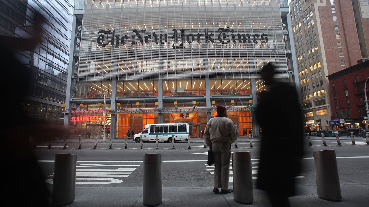 ניו יורק טיימס תחת אש בגלל "ציד מכשפות ממוקד גזעני" לתוך הדלפות על סיקור ישראל