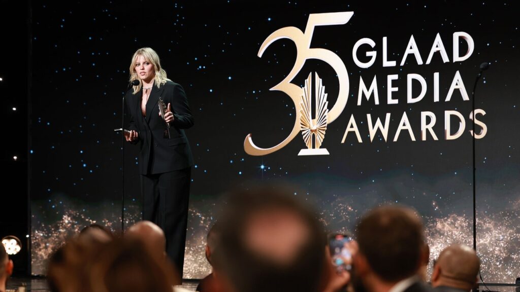 רנה ראפ קוראת ל"מיידית" ו"הפסקת אש קבועה" בעזה בפרסי המדיה של GLAAD