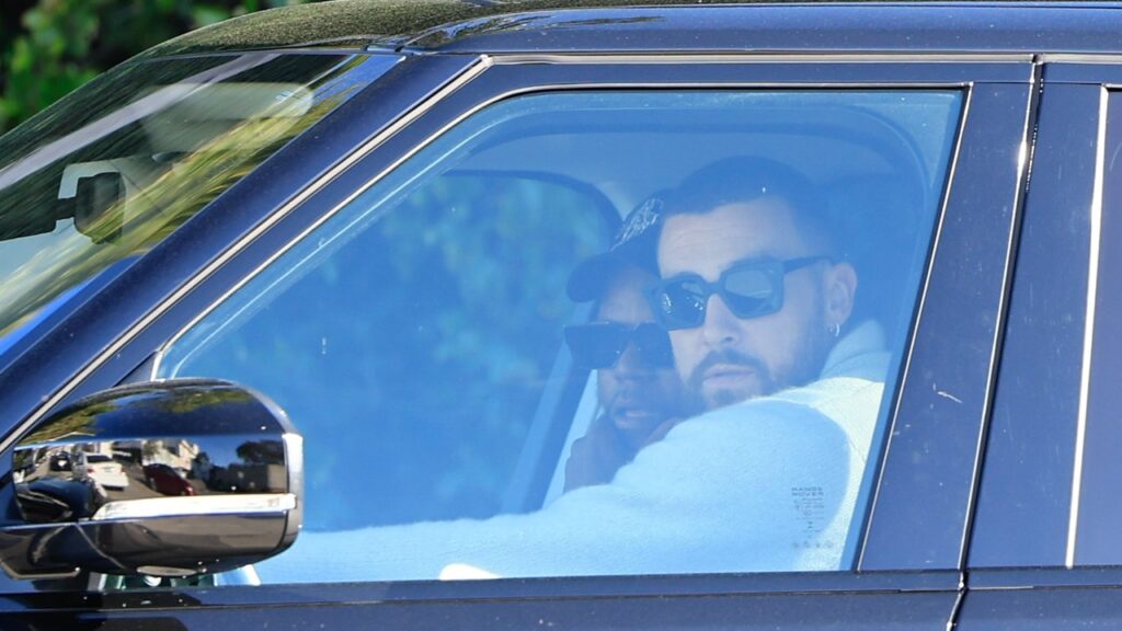 טיילור סוויפט מתכוננת לפריז, כשטראוויס קלסה יוצא לדרבי של קנטאקי