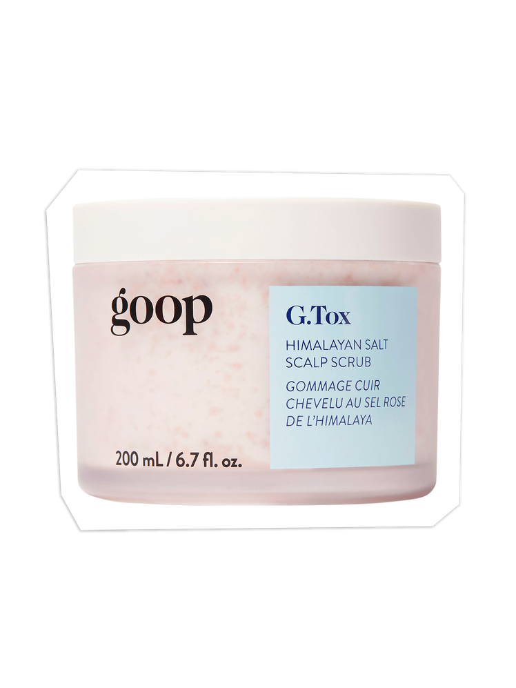 התמונה עשויה להכיל: בקבוק, קרם, פנים, ראש, אדם וקוסמטיקה