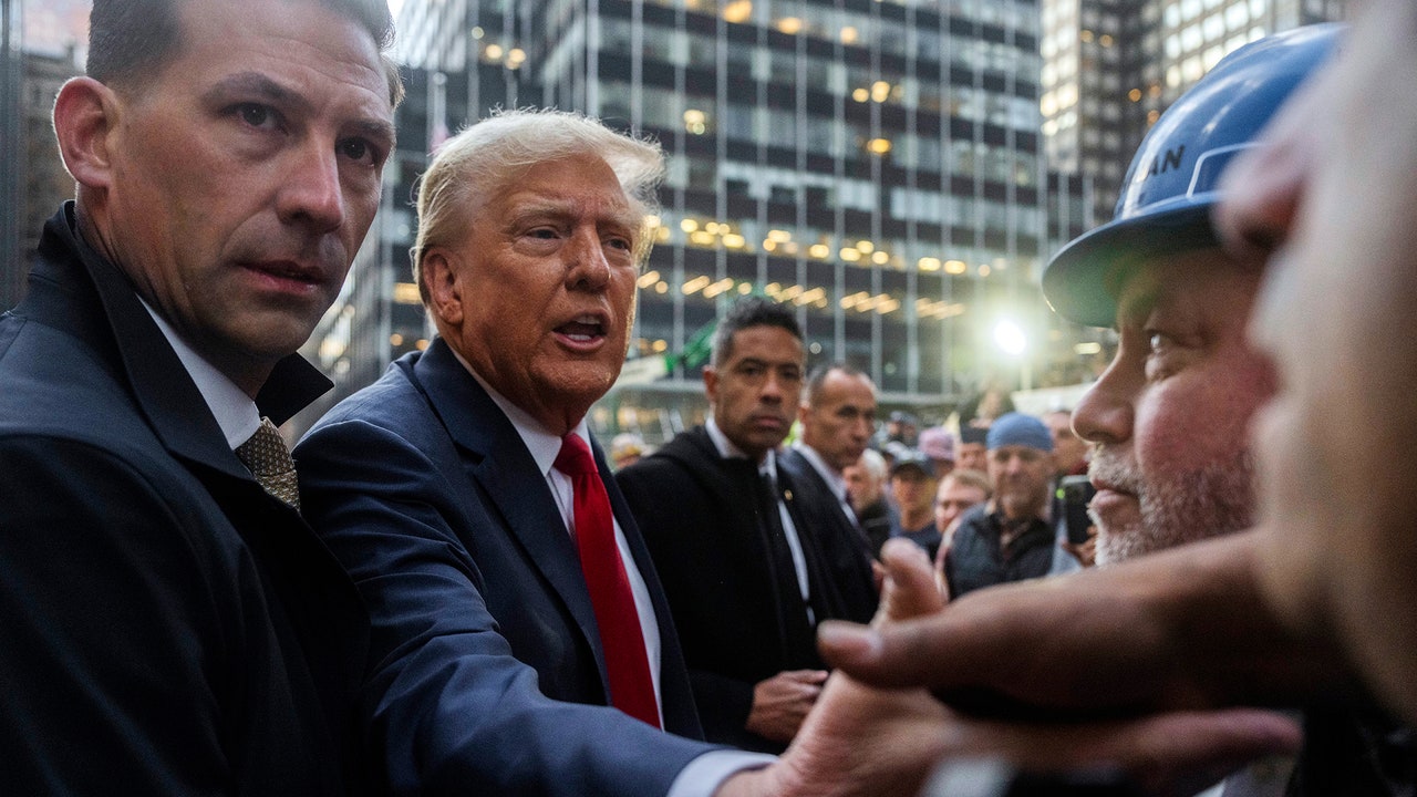 עצרת ברונקס של דונלד טראמפ עוסקת יותר באגו מאשר בהצבעות