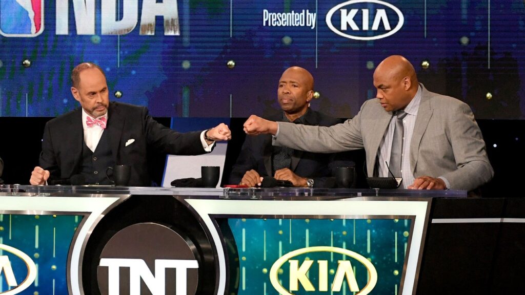 הקרב של מיליארדי דולרים על ה-NBA