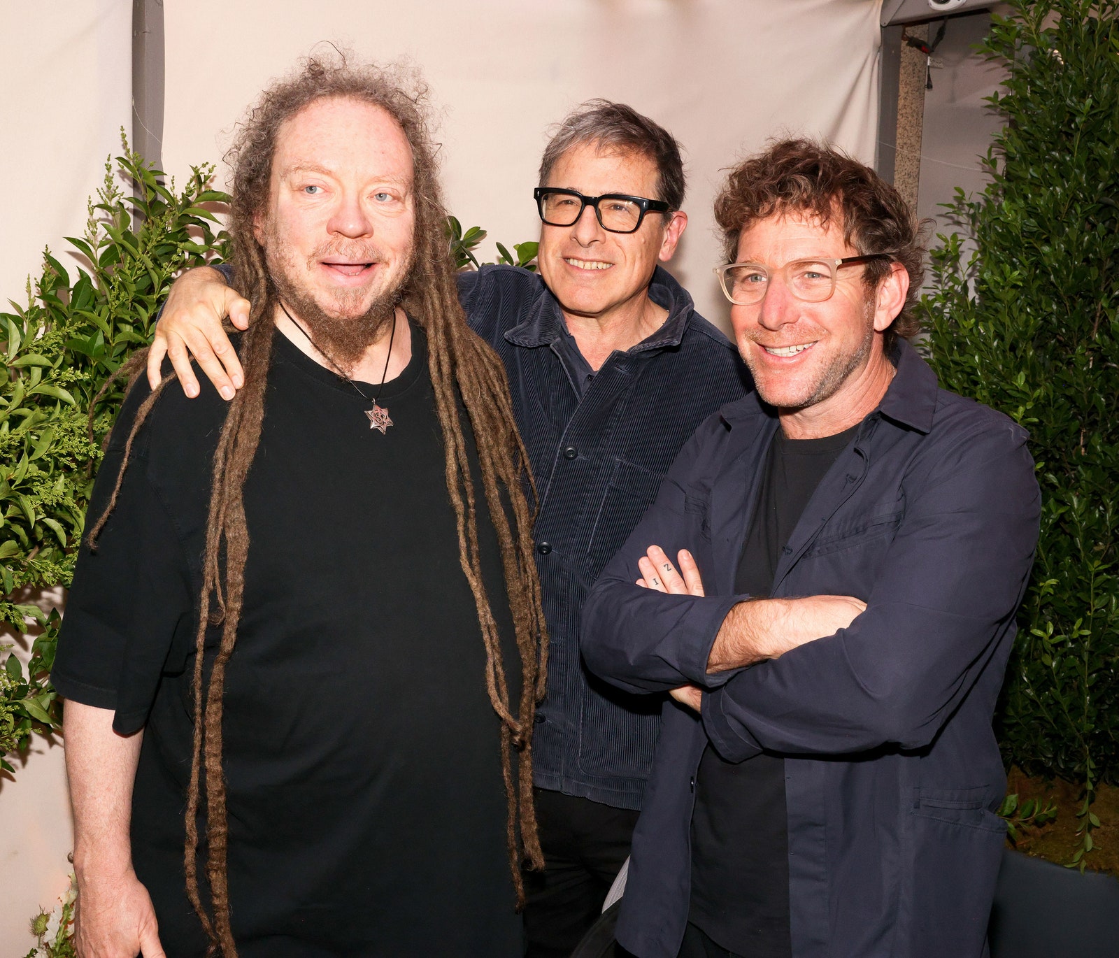 התמונה עשויה להכיל את Jaron Lanier David O. Russell צילום פנים ראש אישיות פורטרט בלייזר בגדים ומעיל