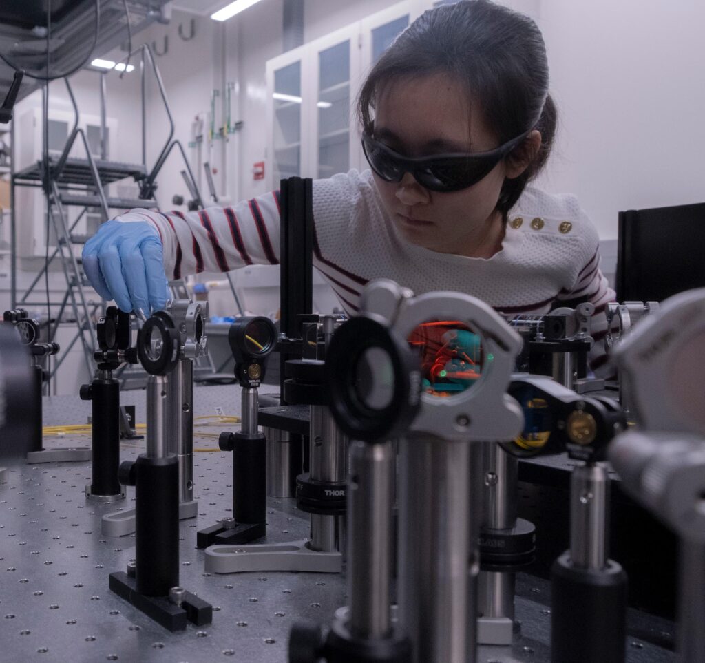 מדענים משיגים שיפור אנרגיה פי מיליון באנטנות אופטיות של יהלום