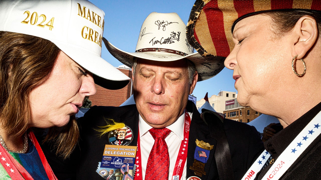 סצנות מהתחייה הרפובליקנית של דונלד טראמפ