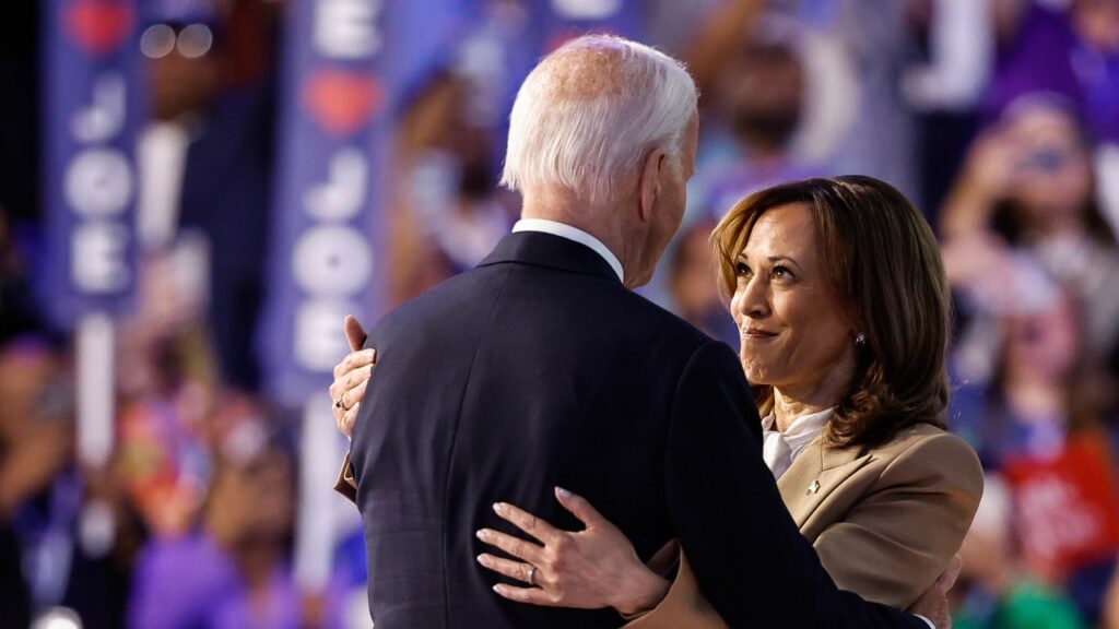 2024 DNC: ערב טלוויזיה עובר לפיד, תקרת זכוכית, פיצוח