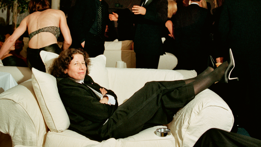 צילומי ההצעה העשירים והמפורסמים של ג'ונתן בקר מציצים אל עולם פרטי ונוצץ