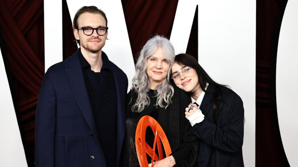 ביונסה, דונה קלסה וקלסי בלריני התבררו כדי לחגוג את פרסי נשות השנה של Glamour לשנת 2024