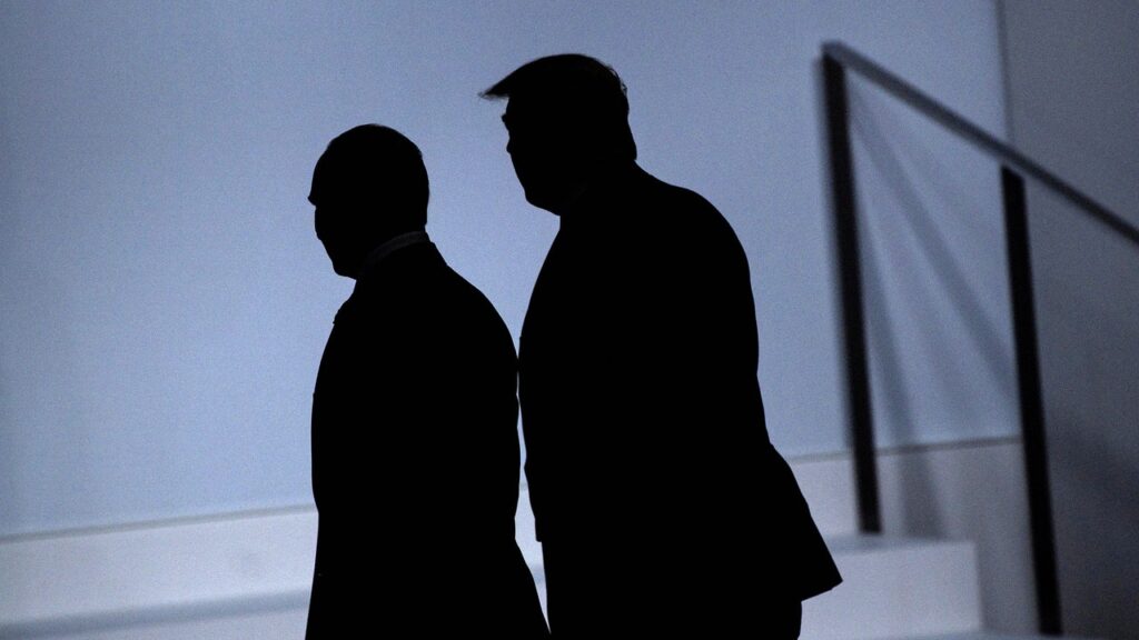 האם טראמפ שלח לפוטין בדיקות COVID מהמחסן הנשיאותי שלו בזמן שלאמריקאים יש יבוא פגום?