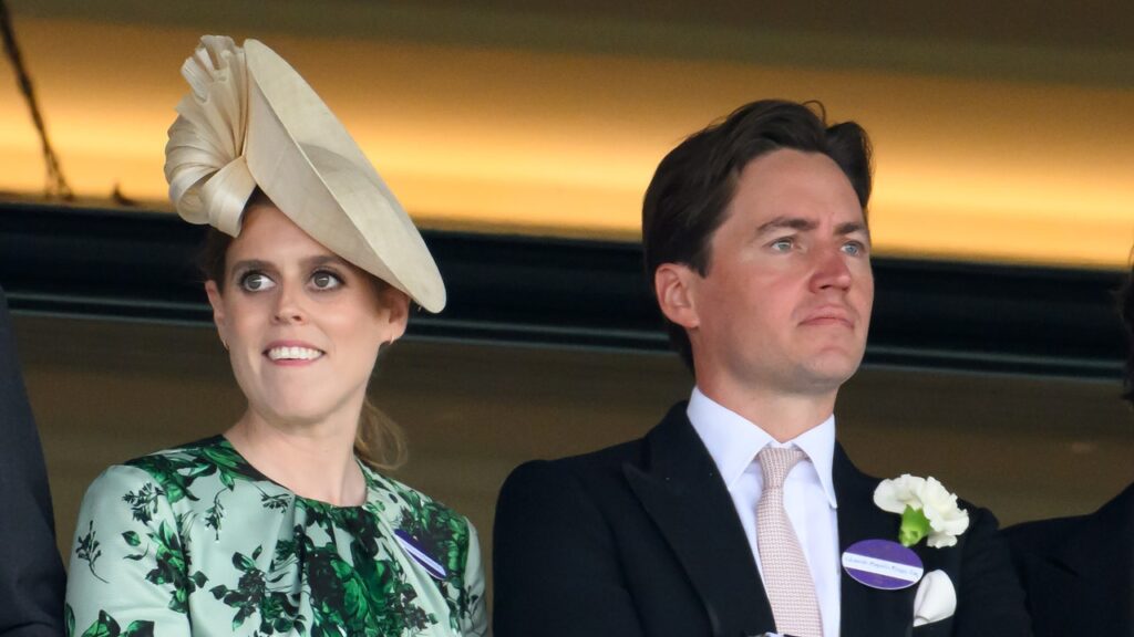 הנסיכה ביאטריס בהריון עם תינוקה השני