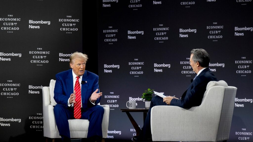 טראמפ התבקש פעמיים להתחייב ל"העברה שלווה של כוח" - והדף את השאלה