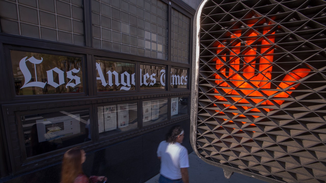 שערוריית התמיכה של LA Times חושפת בקרוב מחלוקת משפחתית של שיונג