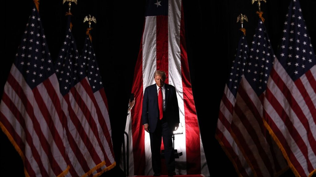 דונלד טראמפ מנצח בבחירות 2024, שם את הדמוקרטיה על סף
