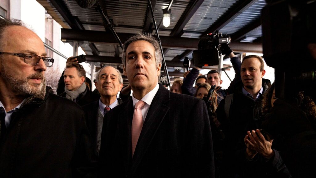 מייקל כהן, עד הכוכב של התביעה, קורא לביטול התיק הפלילי של טראמפ