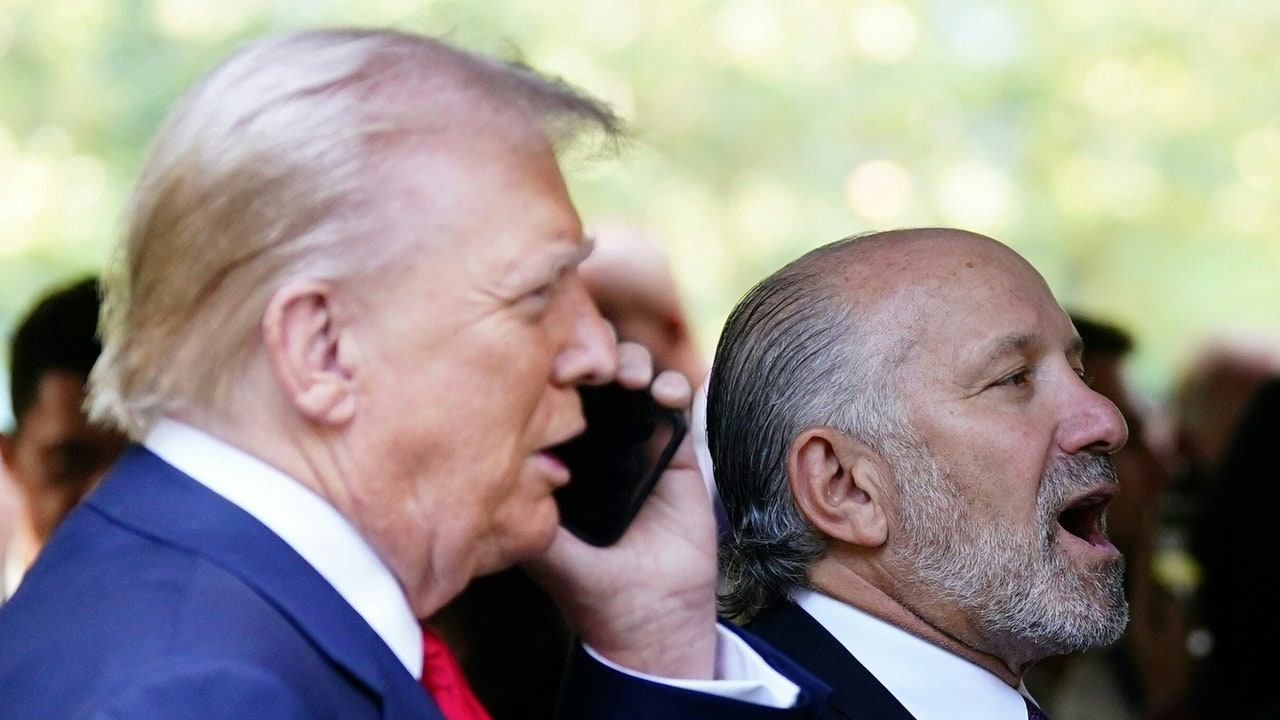 על פי הדיווחים, טראמפ חושב מחדש על בחירותיו של שר האוצר כי מועמד מוביל אחד עלה על "העצבים" שלו