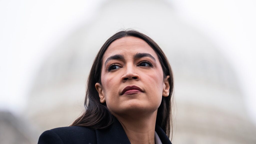 AOC Snub מראה כיצד דמוקרטים מסרבים להפיק לקחים של 2024
