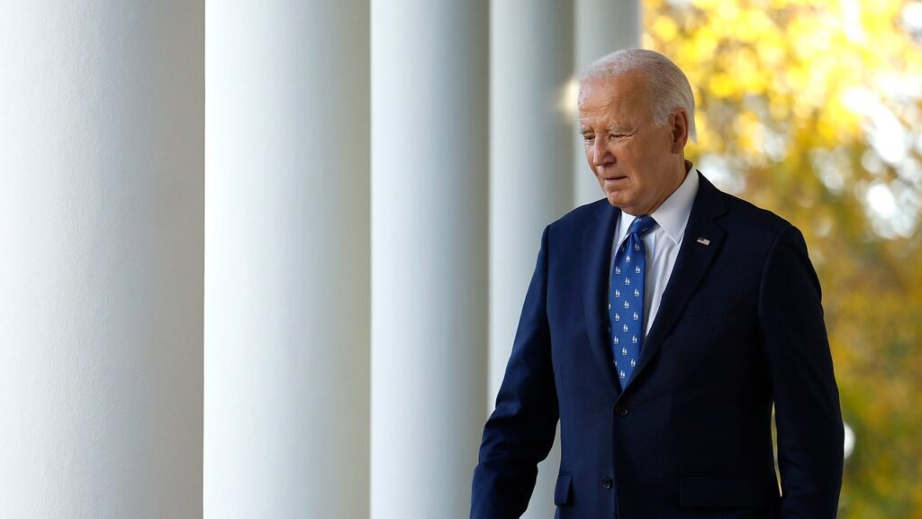 חנינה לאויביו של טראמפ היא חרב פיפיות