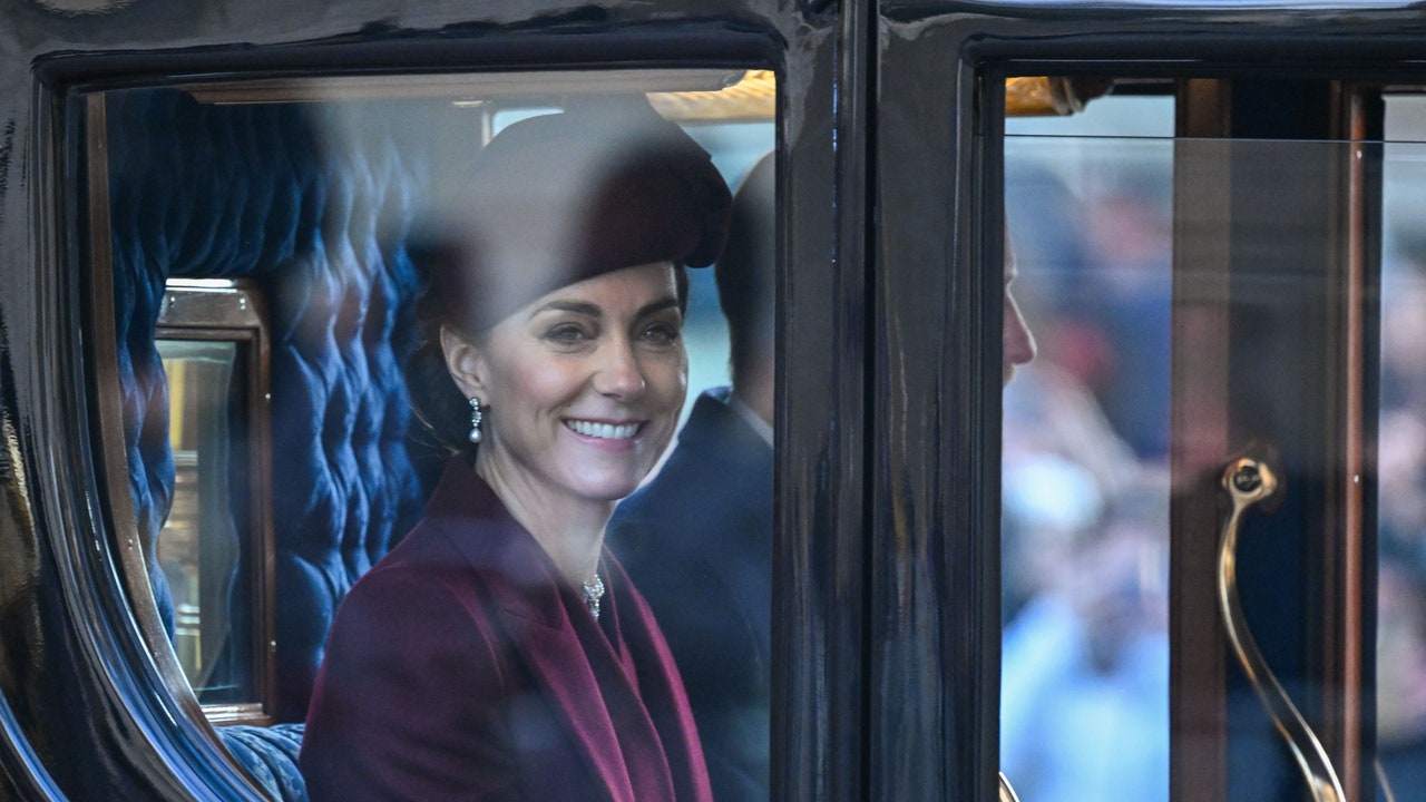 קייט מידלטון חזרה לעבודה, אבל מקורב מתאר את הנורמלי החדש שלה