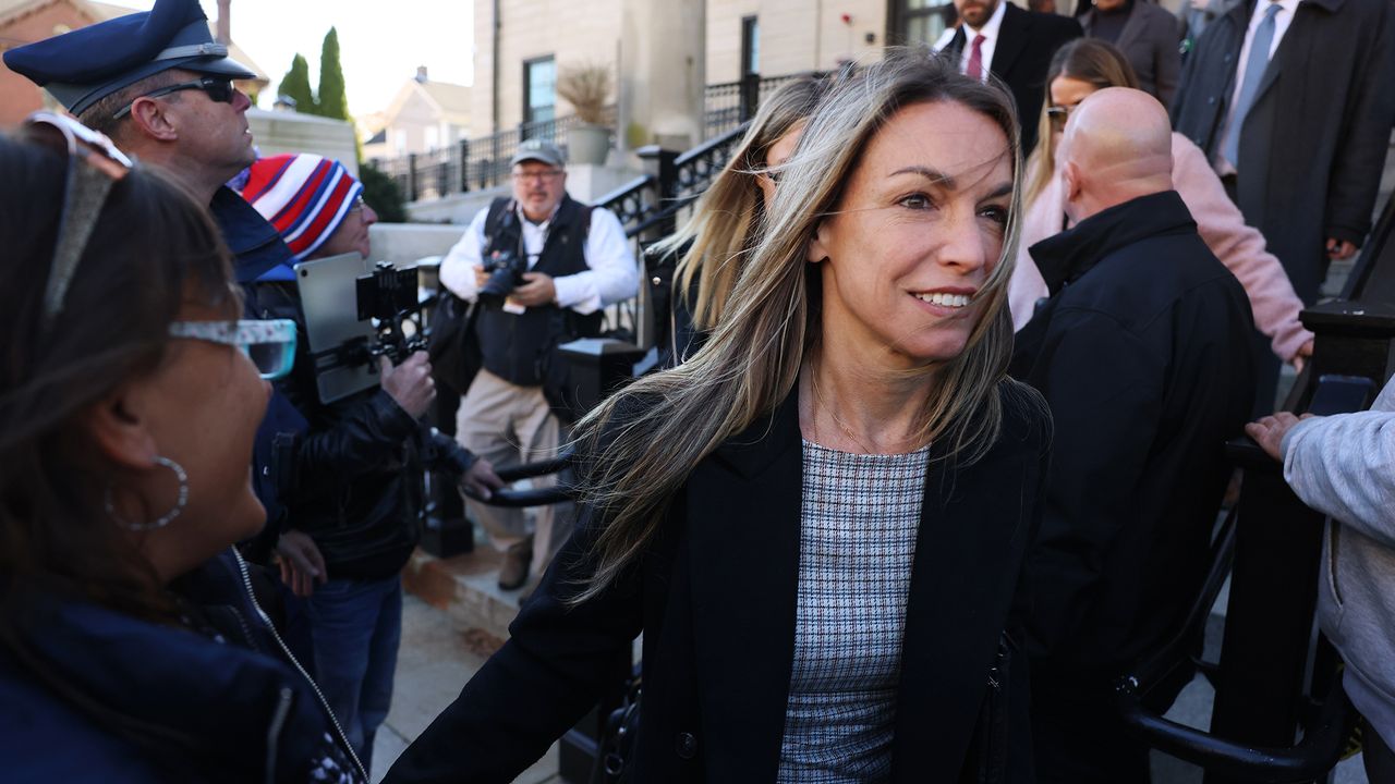 בלעדי: מושבעים ממשפט הרצח הראשון של קארן ריד הצטרף לצוות ההגנה שלה