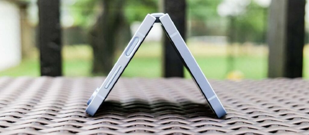 Samsung Galaxy Z Flip 7