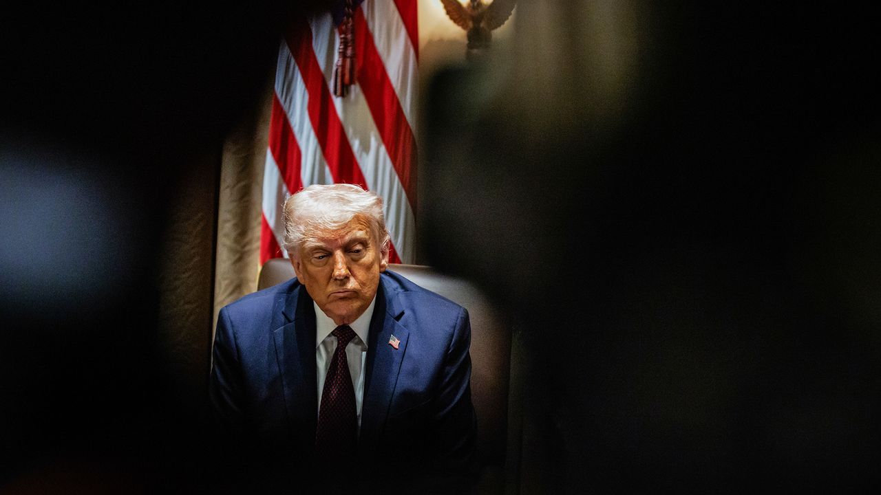 ירח הדבש של דונלד טראמפ הסתיים