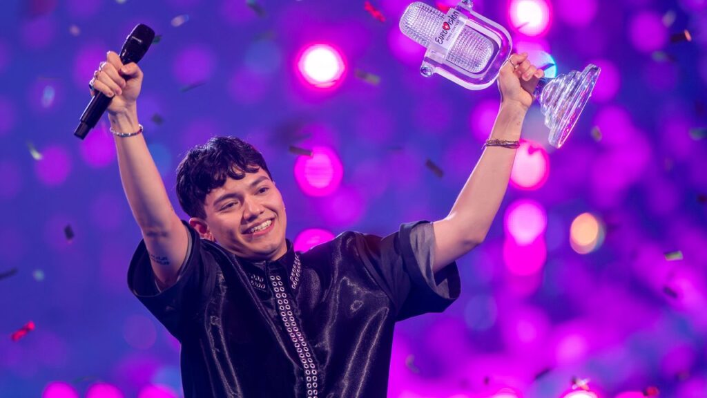 פגוש את ג'יי ג'יי, הזוכה בן 24 באירוויזיון 2025