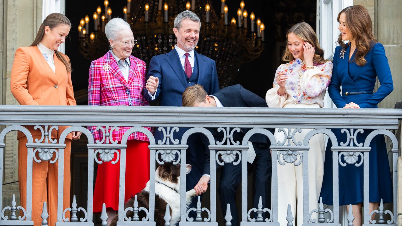 איך כלב אחד עשה היסטוריה מלכותית