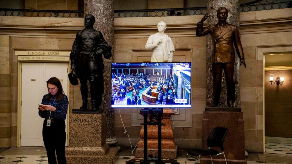 "זה קשור לשמור על C-Span בחיים": מאחורי הבקר של הרשת עם גוגל