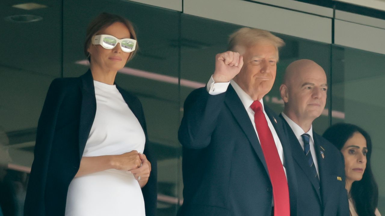 מלניה טראמפ וסם אלטמן חולקים רגע תאום לא סביר