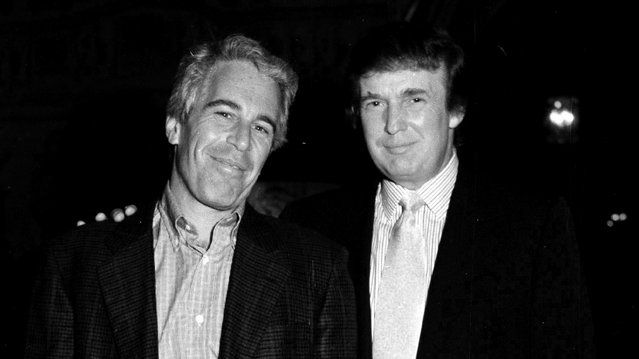 דונלד טראמפ מאבד את אחיזתו בבסיס