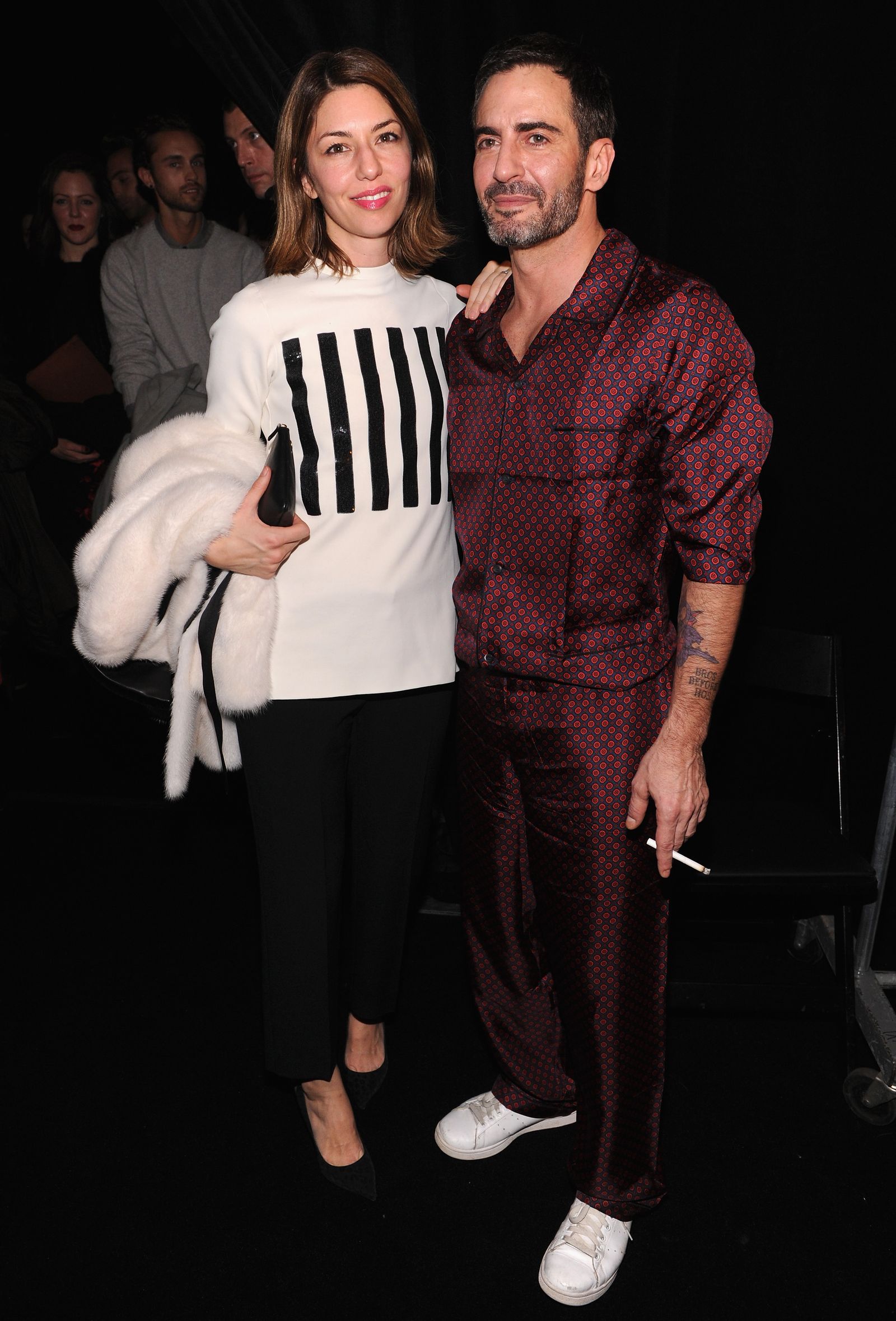 סופיה קופולה ומארק ג'ייקובס מאחורי הקלעים בתערוכת האופנה של Fallwinter 2013 של המעצב.