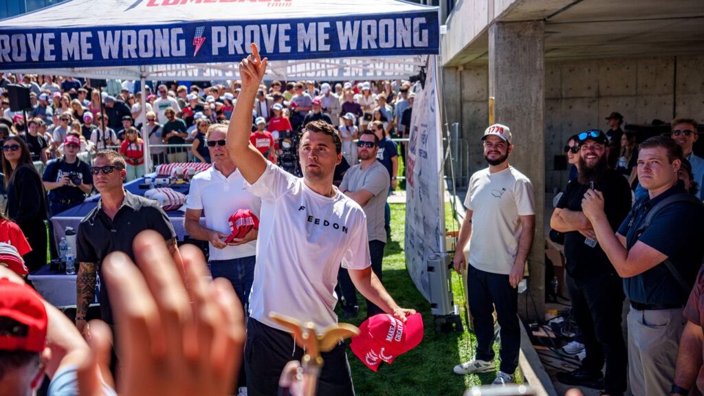 "סוג האירוע שהזהרתי עליו": צ'רלי קירק ועידן האלימות הפוליטית שלנו