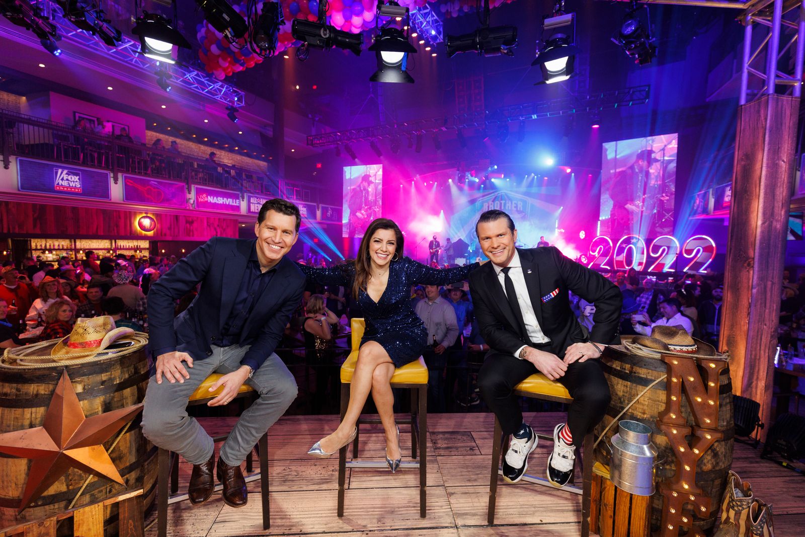 האם קין רייצ'ל קמפוס דאפי ופיט הגסת' ישתתפו ב-FOX News כל השנה החדשה האמריקאית ב-Wildhorse Saloon ב-31 בדצמבר...