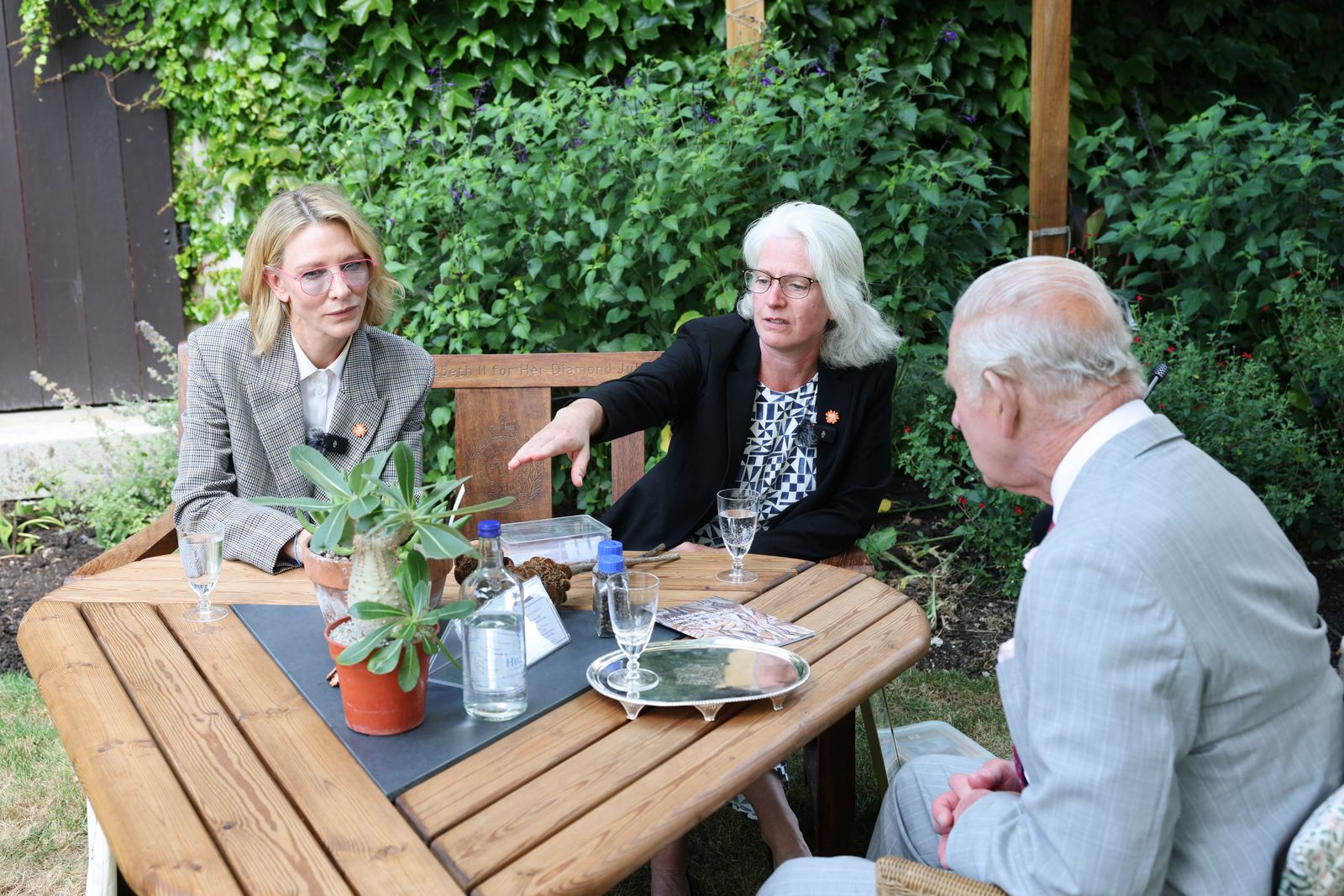 קייט בלאנשט אלינור ברמן והמלך צ'ארלס השלישי יולי 2025.