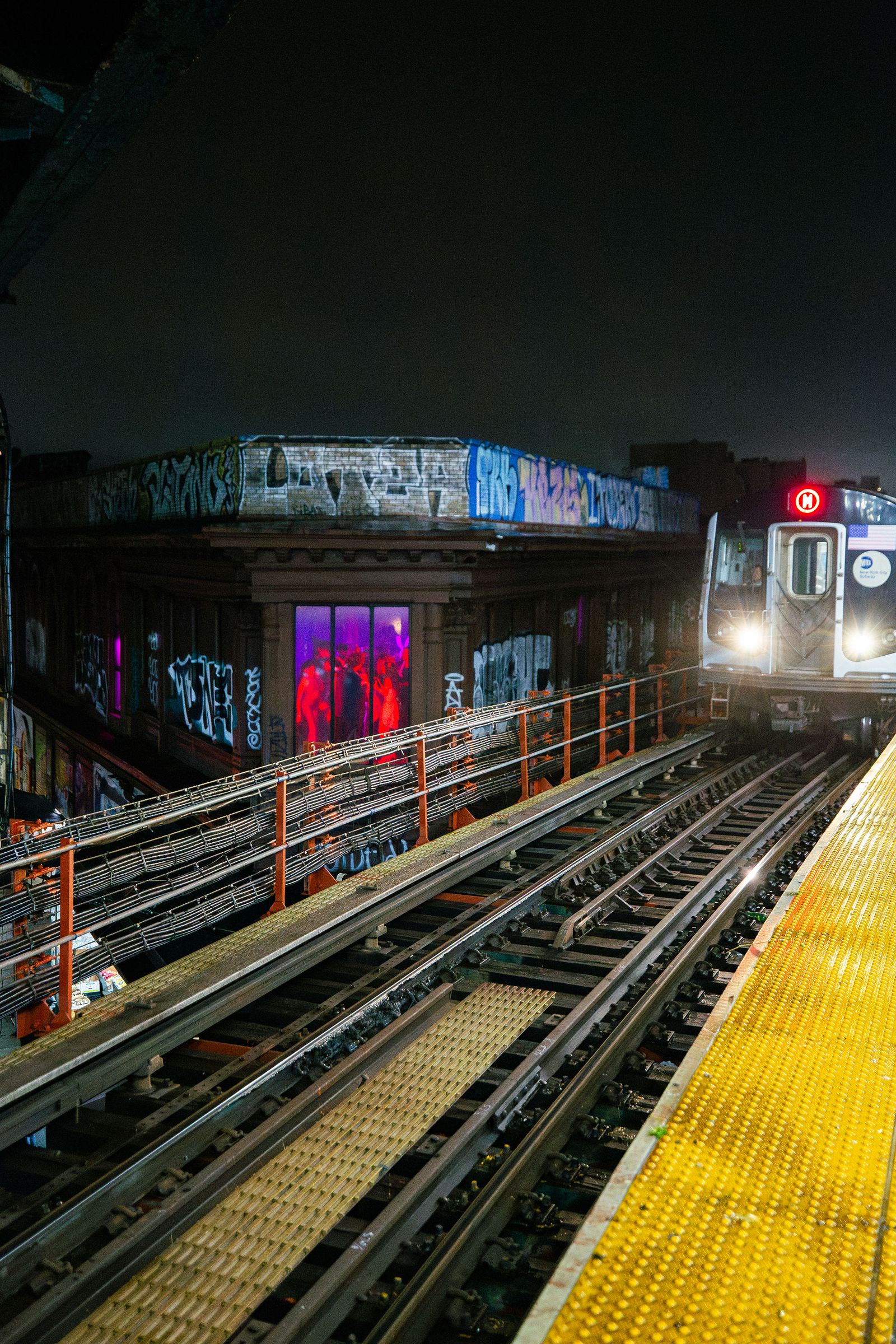 Inside Hot Girls 4 Zohrans מסיבת ליל כל הקדושים 4 Zohran