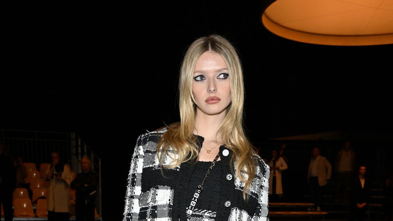 אפל מרטין יודעת שהיא זכאית: "זו לא דרך נורמלית להתבגר"