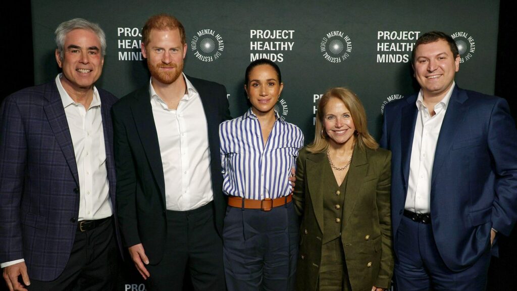 ג'ונתן היידט מסביר מדוע מגהאן מרקל והנסיך הארי הושיטו אליו