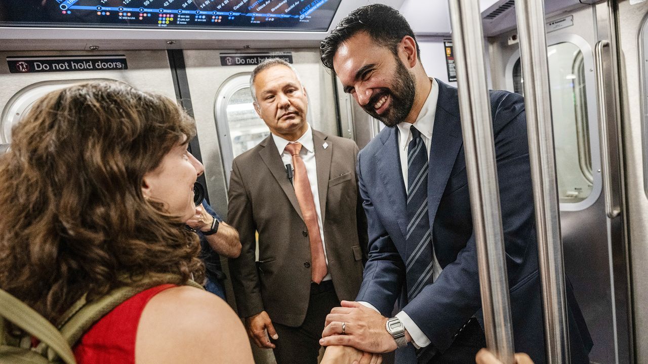 מנהיגי העסקים בניו יורק המומים לגלות שהם למעשה אוהבים את זוהרן ממדני