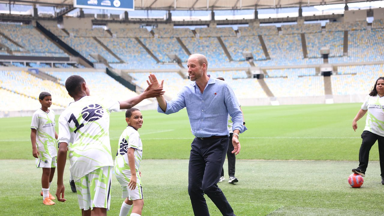 לאחר שאנדרו נשלל מתארים מלכותיים, הנסיך וויליאם מקווה לשנות את המיקוד