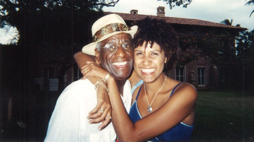 מה שאבי, וולי "המפורסם" עמוס, השאיר מאחור