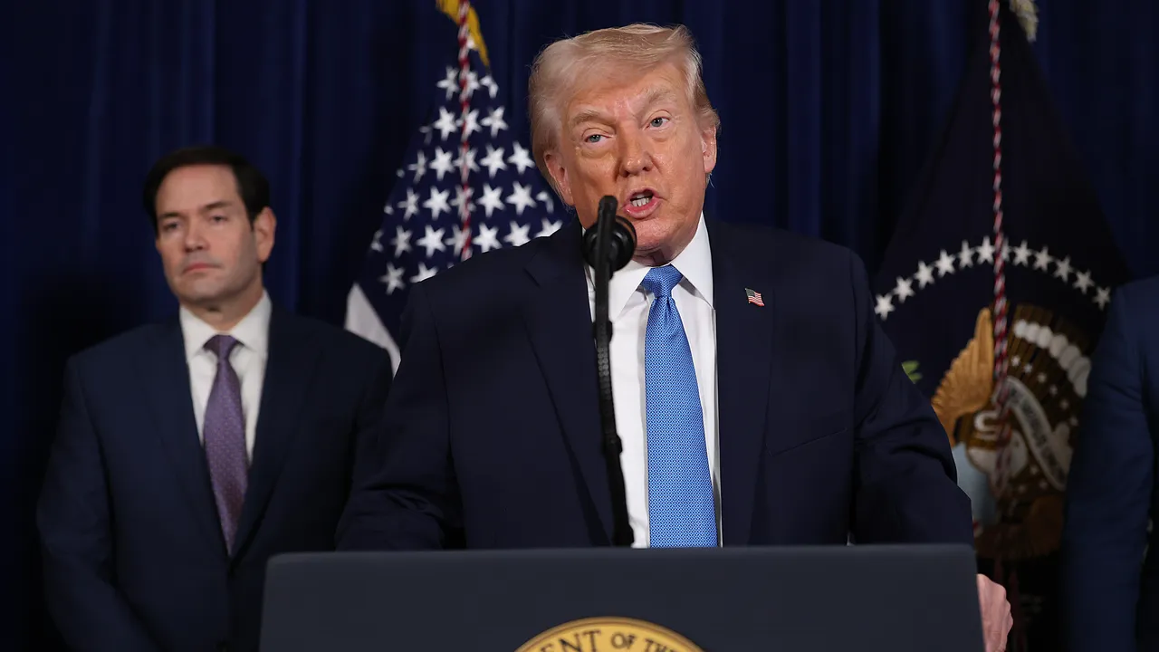 טראמפ, שנראה מותש, מכריז על תוכנית "להשתלט" על ונצואלה