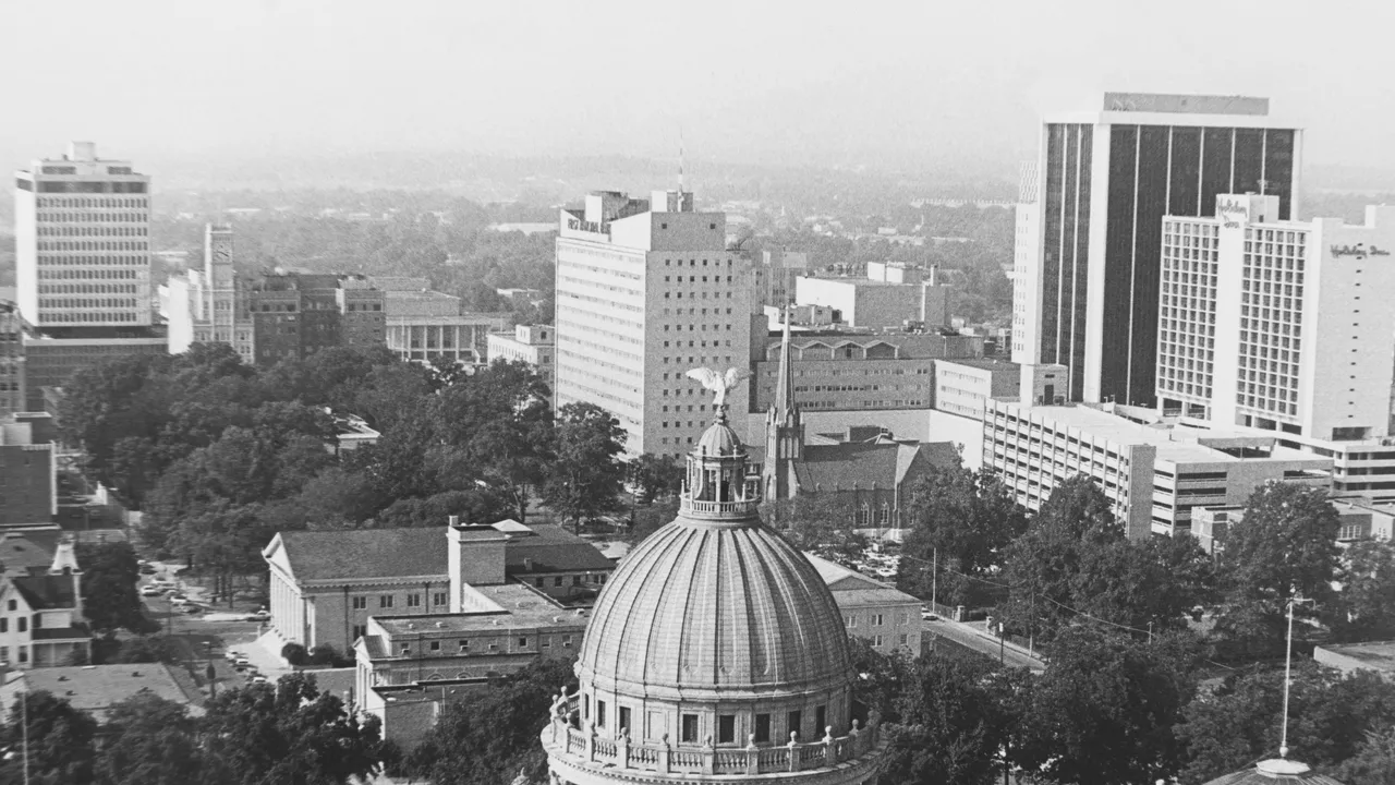 בית הכנסת הגדול ביותר במיסיסיפי ניזוק קשות בחשד להתקפת הצתה