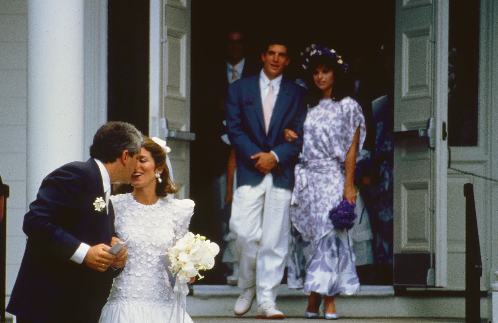 בודה דה אדווין שלוסברג וקרוליין קנדי