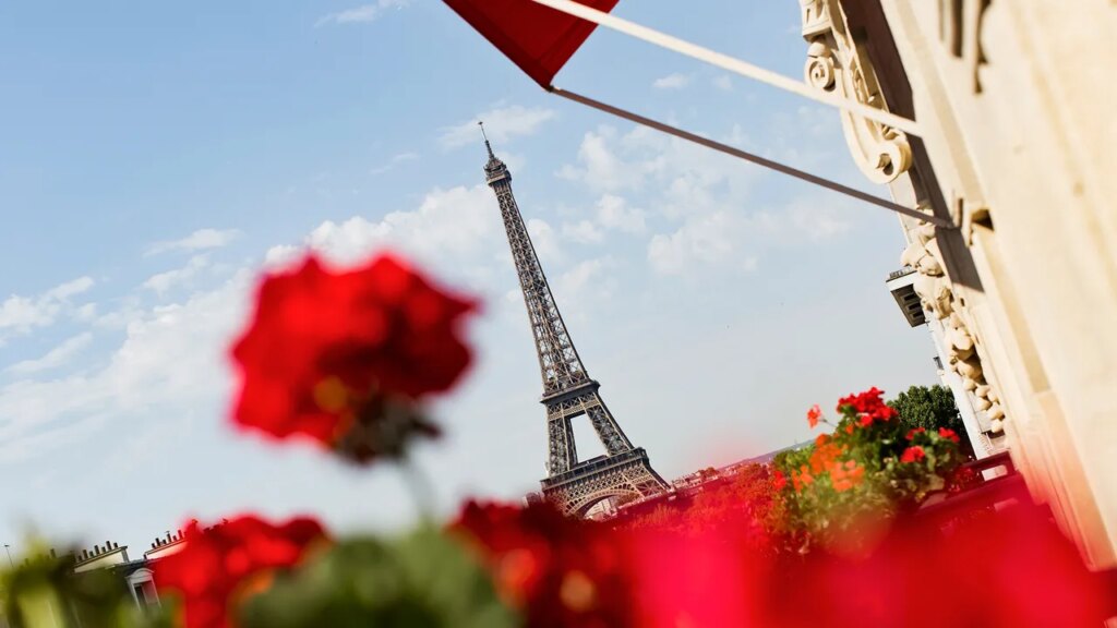 Sacré Bleu! תרבות הבריאות באה לפריז