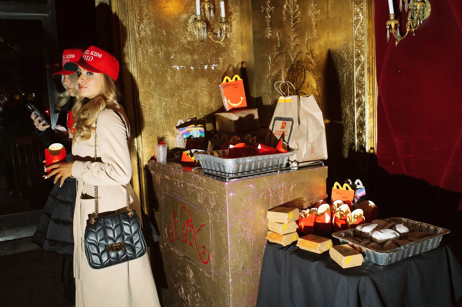 התמונה עשויה להכיל אדם