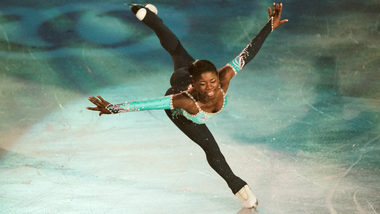 מי זו סוריה בונאלי, כוכבת ההחלקה שהביאה את ה-backflip אל הקרח?