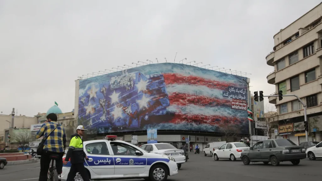 ארה"ב וישראל פתחו במתקפה על איראן