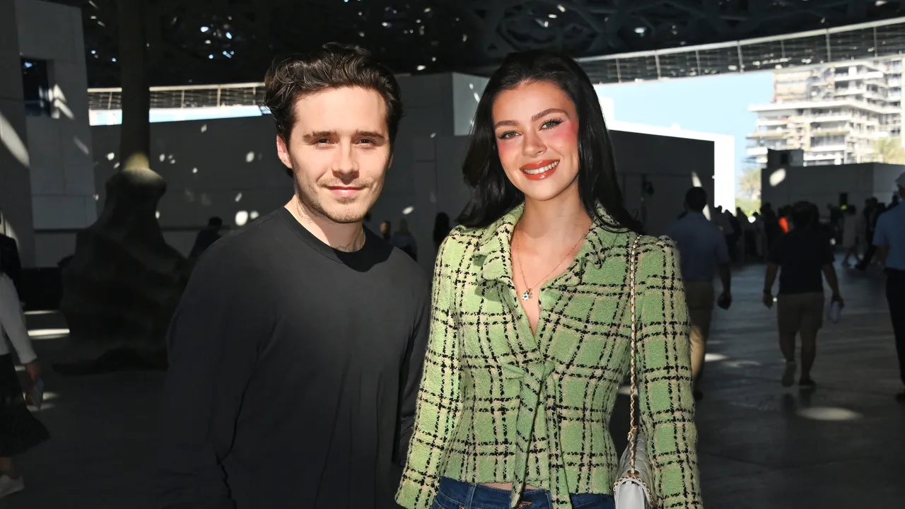 על פי הדיווחים ברוקלין בקהאם וניקולה פלץ מתכוננים לאמץ ילד