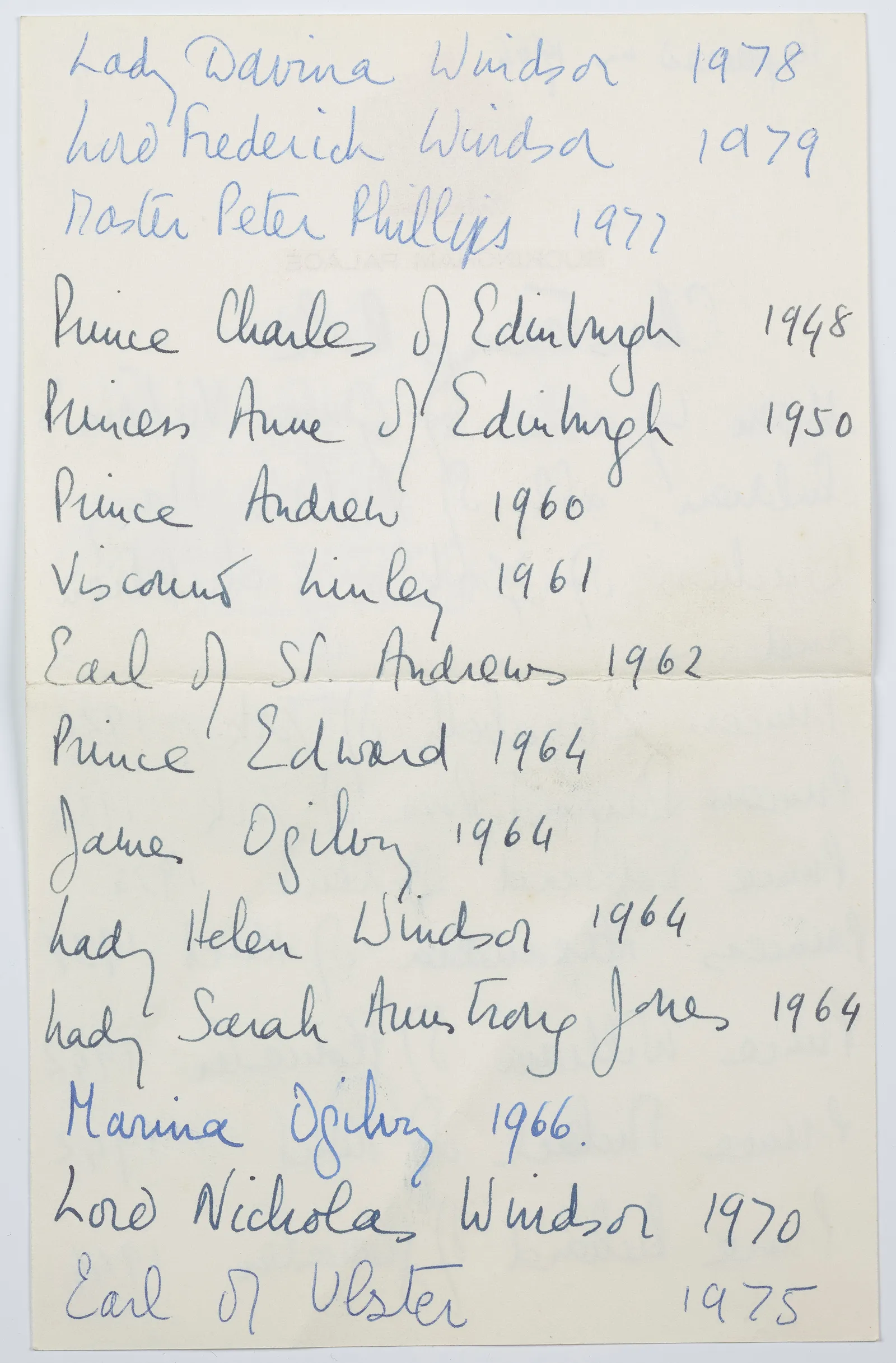 התמונה עשויה להכיל טקסט ולוח לבן