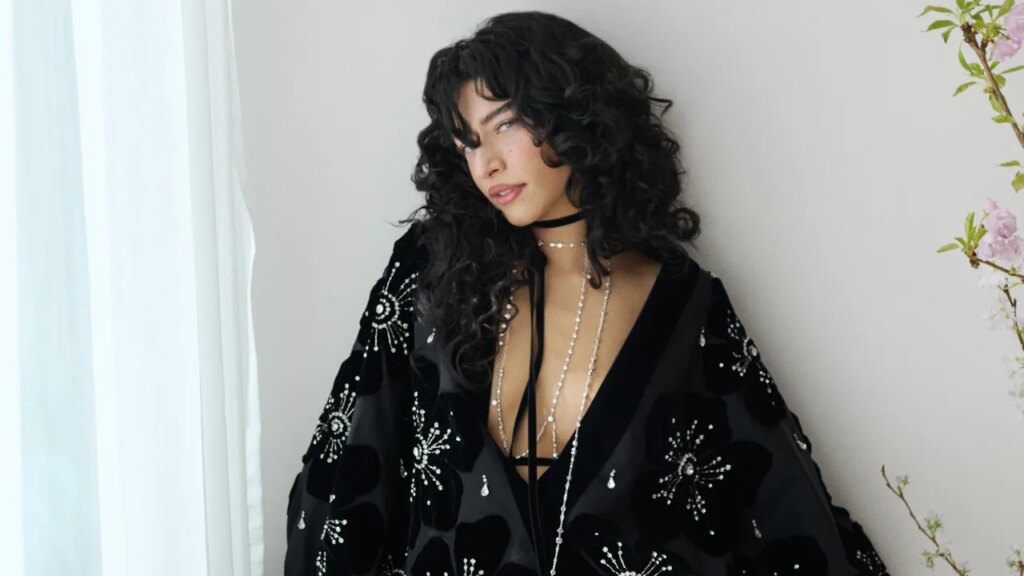 אודסה עזיון מסבירה מדוע היא עיצבה את עצמה בעונת הפרסים